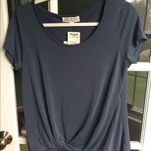 Pink Rose blue knot front top